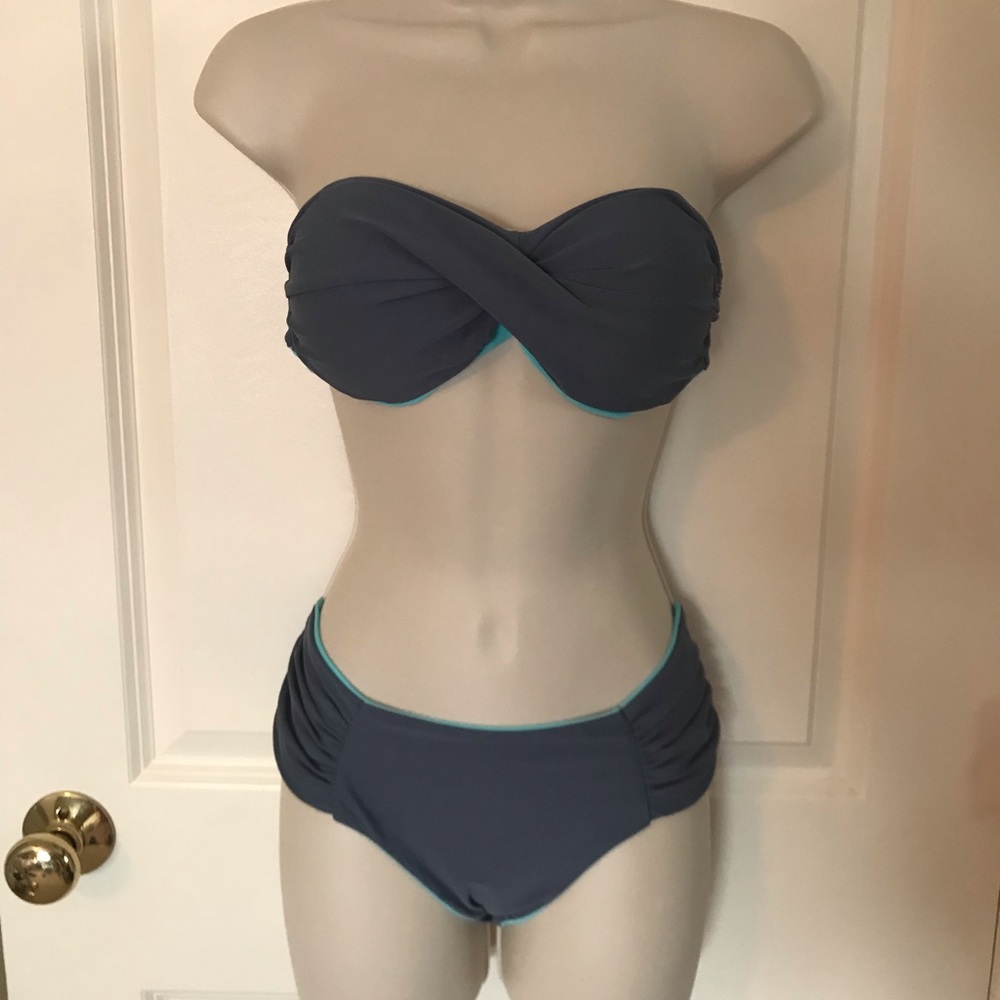 ⭐️NWT⭐️ Beach Rays Reversible Bikini - Picture 4 of 8